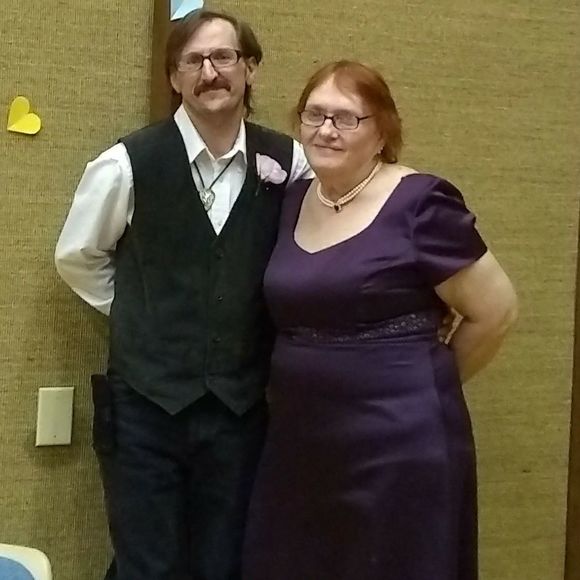 Meet your Posher, Debbie - Picture 1 of 1